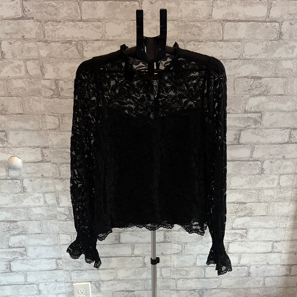 Vine & Love Black Lace Blouse